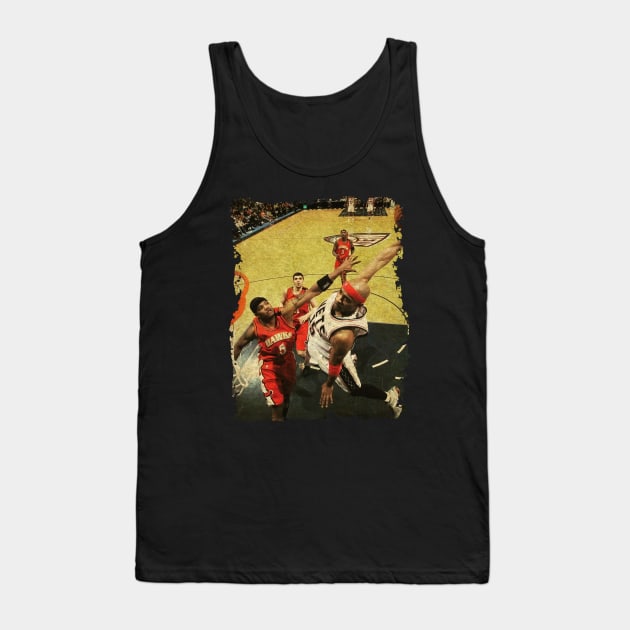 Vince Carter Gets Up in A Game vs The Atlanta Hawks Tank Top by Omeshshopart